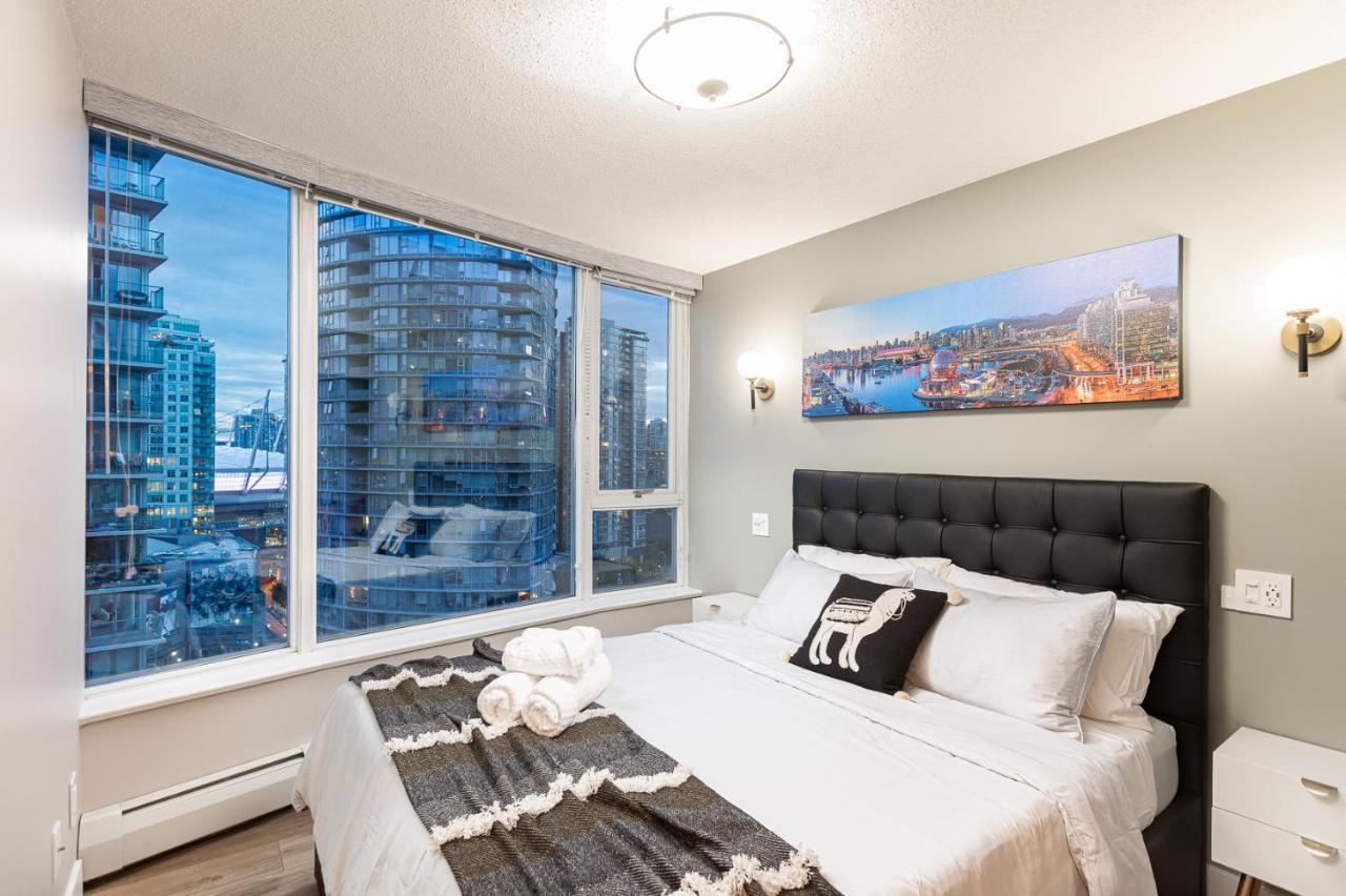 Condo In Downtown Vancouver - Near Rogers Arena ภายนอก รูปภาพ