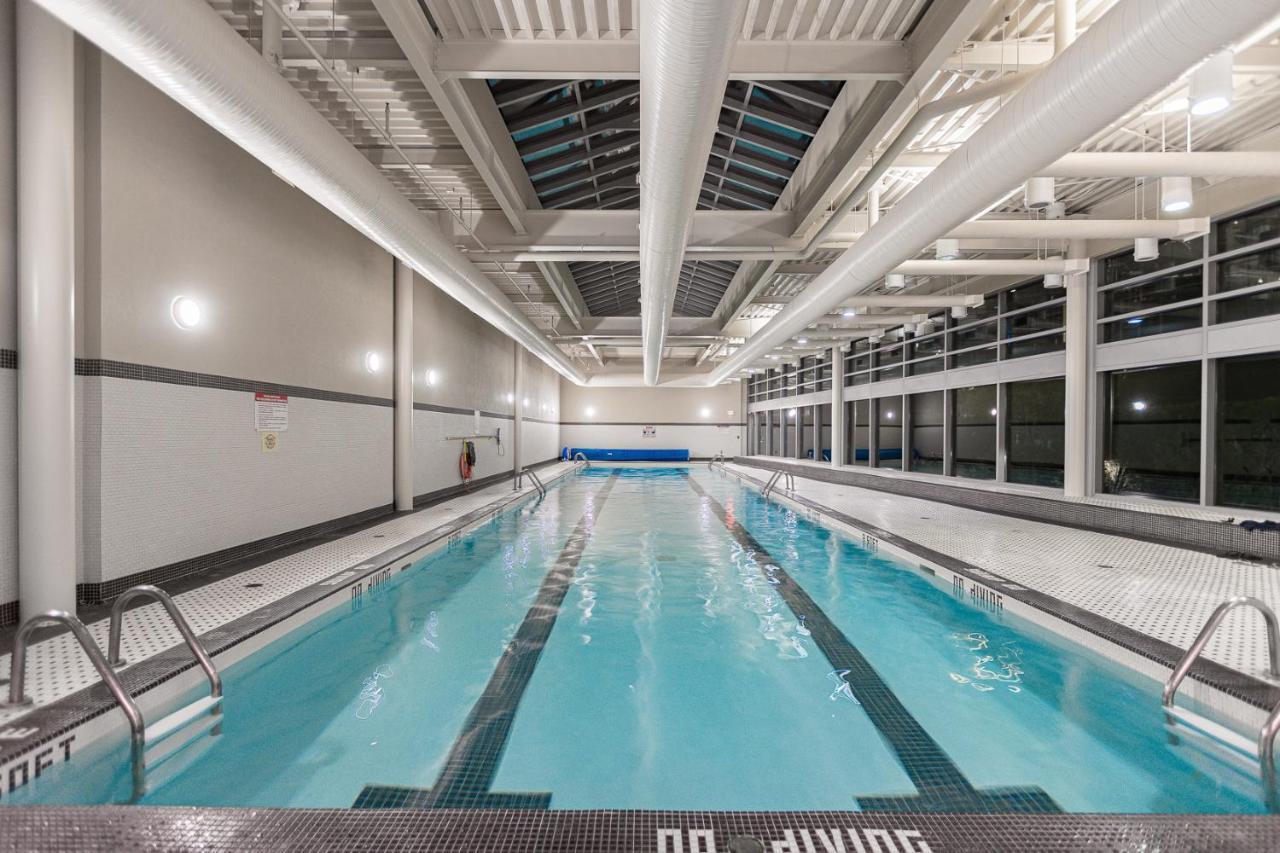 Condo In Downtown Vancouver - Near Rogers Arena ภายนอก รูปภาพ
