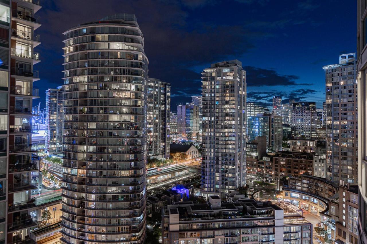 Condo In Downtown Vancouver - Near Rogers Arena ภายนอก รูปภาพ