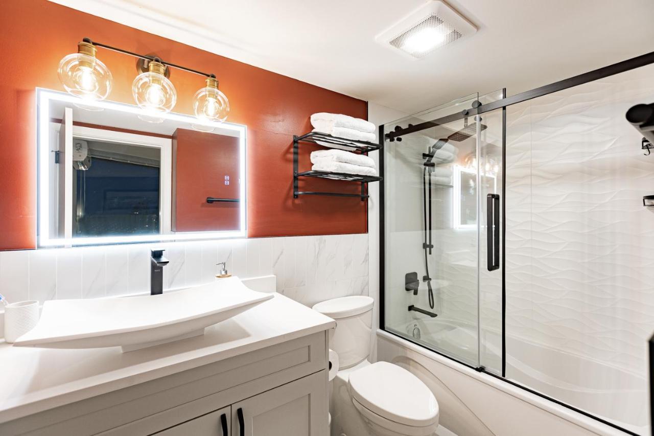 Condo In Downtown Vancouver - Near Rogers Arena ภายนอก รูปภาพ