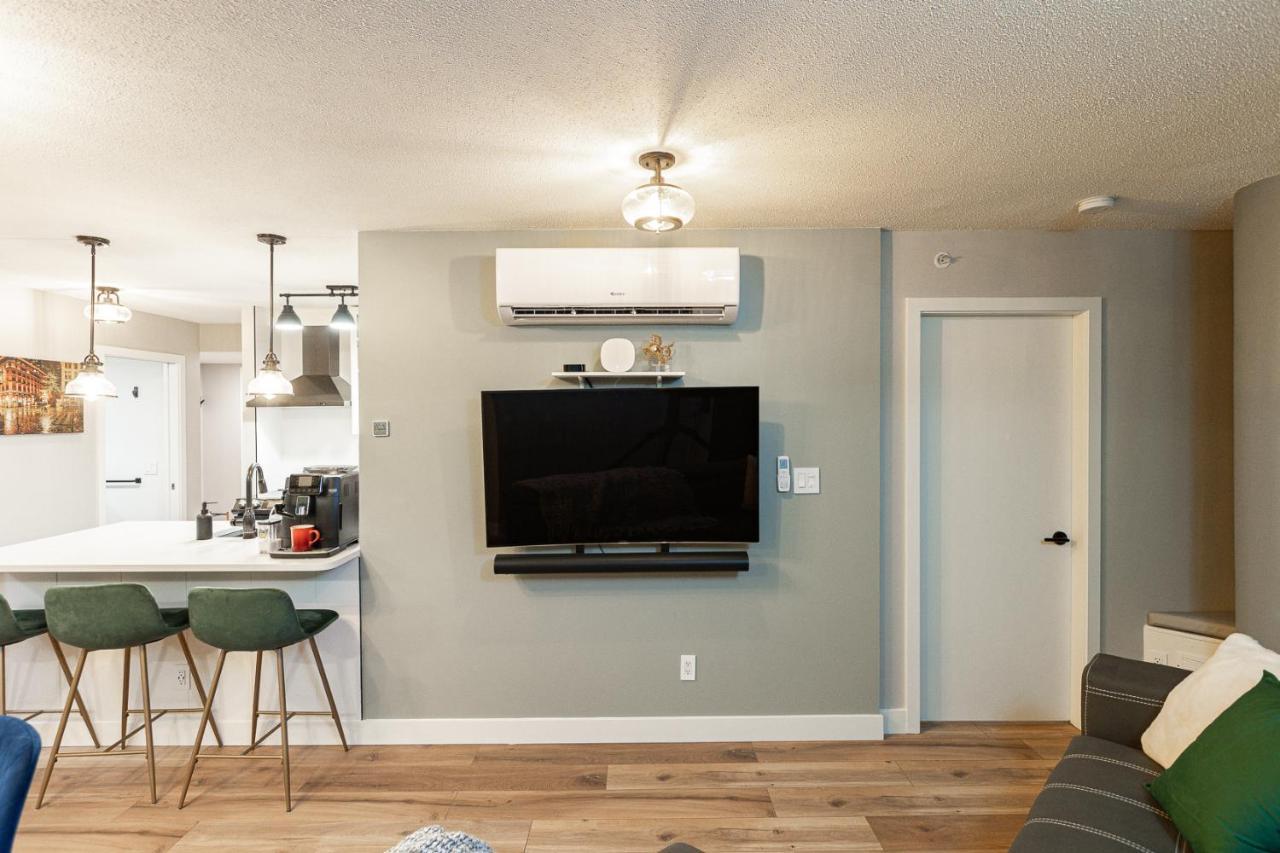 Condo In Downtown Vancouver - Near Rogers Arena ภายนอก รูปภาพ